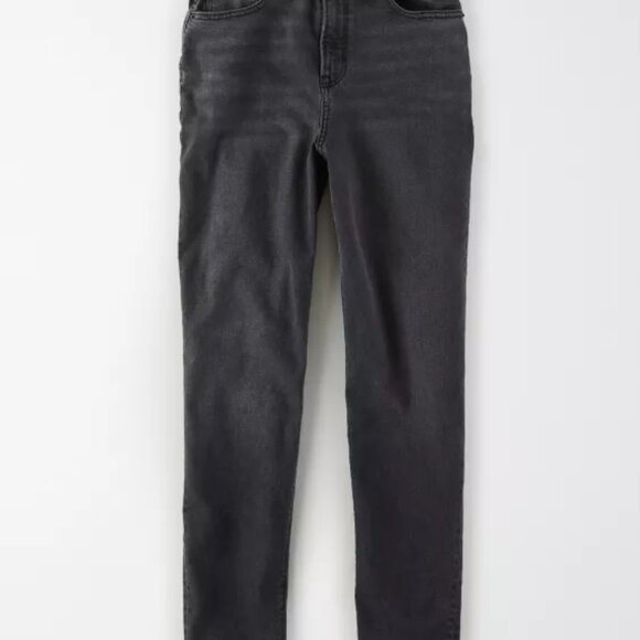AE Stretch Curvy Mom Jean, Black Wash, Size 12R - Picture 1 of 5
